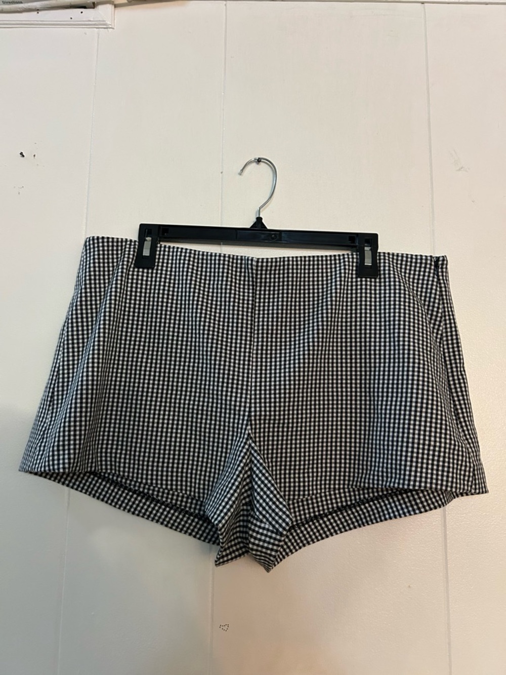 Abercrombie & Fitch Black and White Gingham High-Waist Shorts